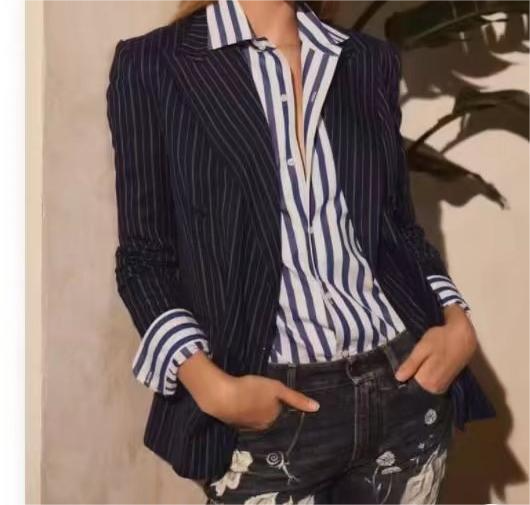 Early Autumn Casual Vertical Striped Small Blazer Women Jacket