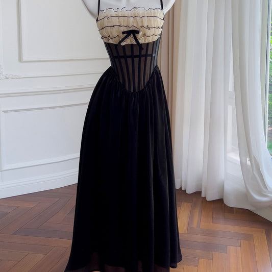 Vestido negro con tirantes de encaje Hepburn Wind