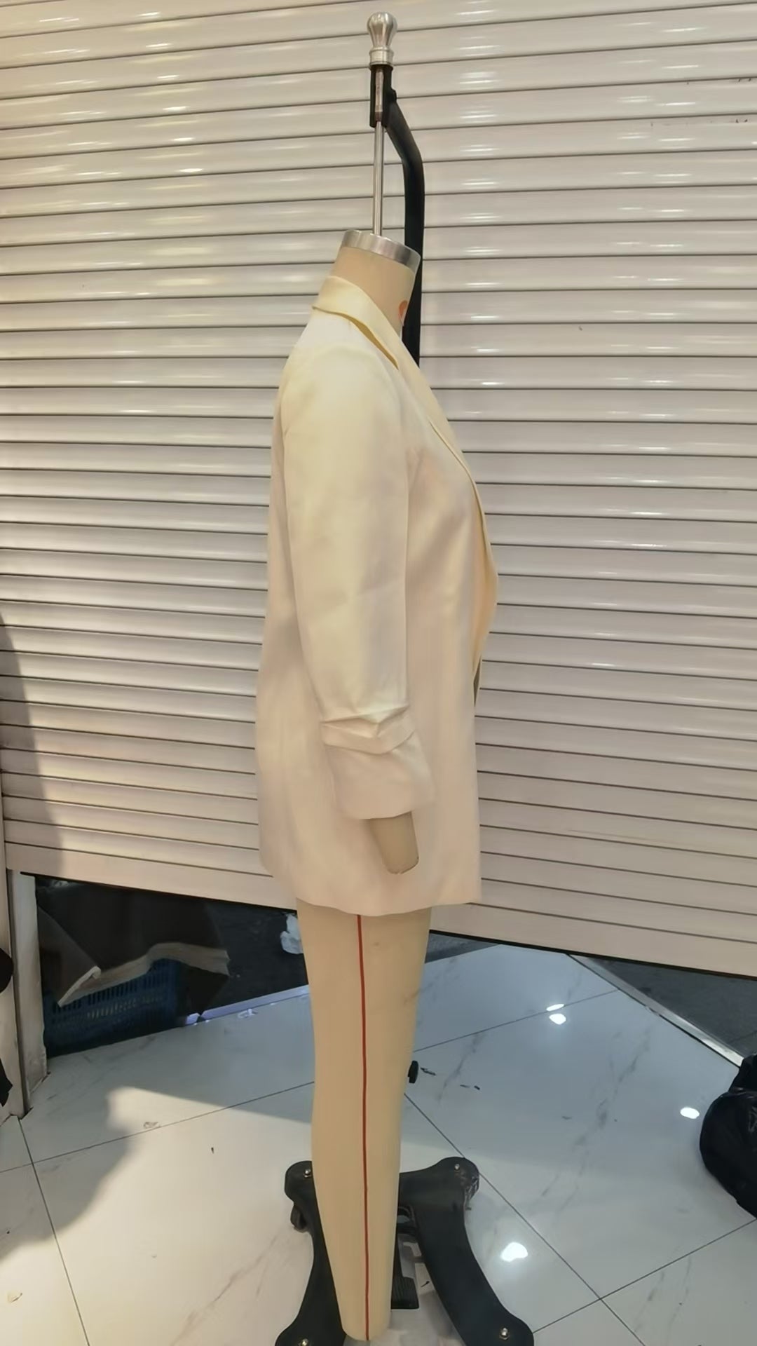 Blazer à manchette plissée pour femme, couleur unie, printemps