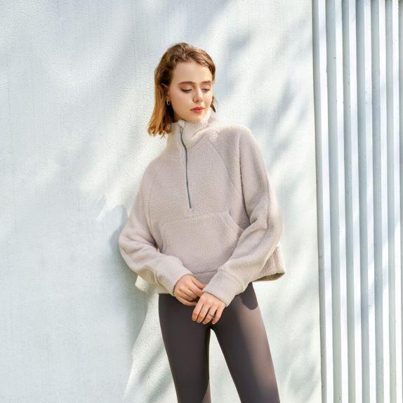 Sweat-shirt en laine d'agneau à col montant et demi-fermeture éclair pour femme, haut décontracté de couleur unie pour l'automne et l'hiver