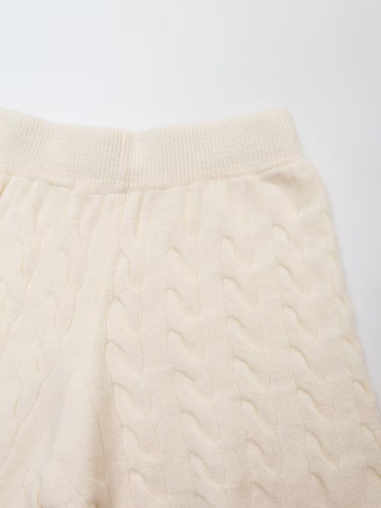 Early Autumn White Loose Lazy Round Neck Sweater High Waist Wide Leg Shorts Sets