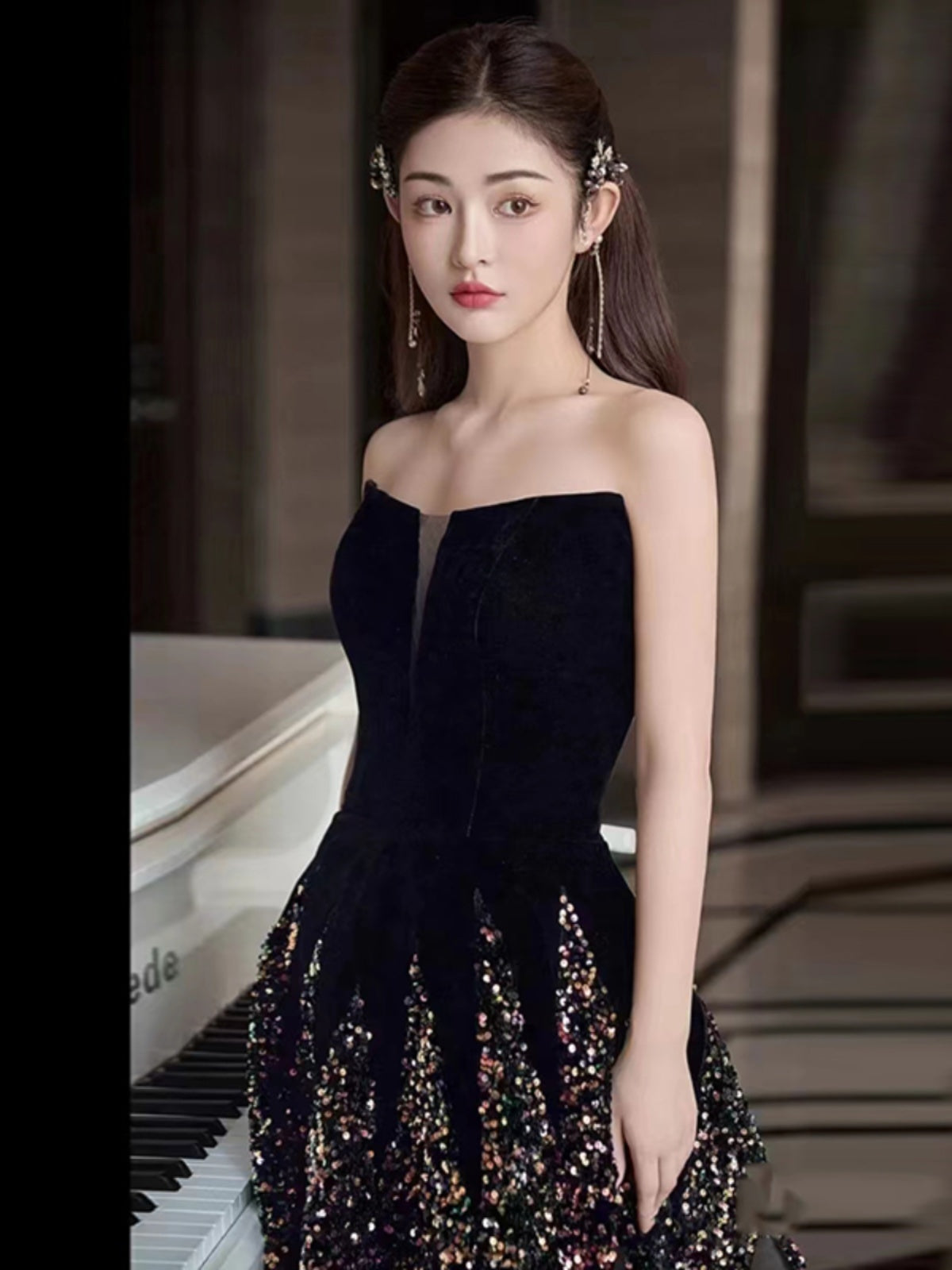 Women's Fashion Temperament Plunge Evening Dress