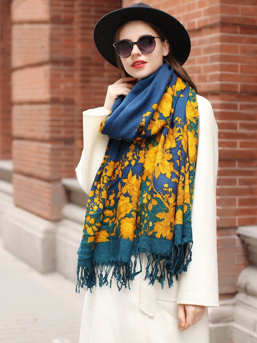 Women's Pure Wool Scarf With Cape Print