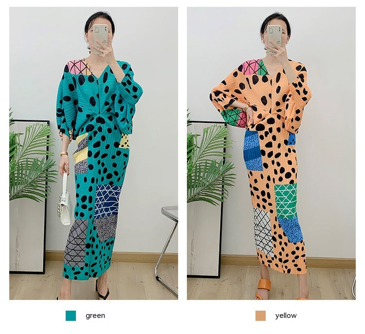 Robe plissée à pois et col en V, jupe ample en queue de poisson de grande taille