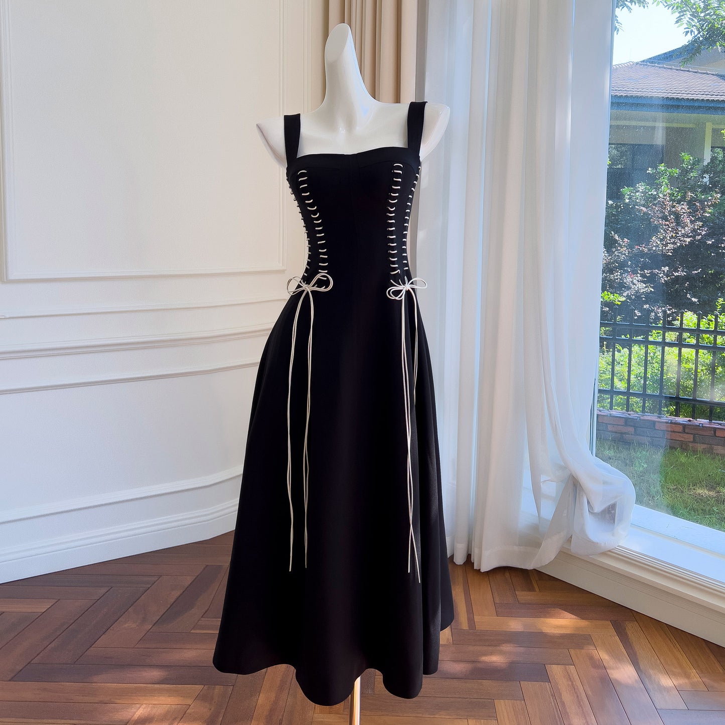 Robe longue à lacets pour femmes, coupe cintrée, Style Hepburn, petite robe noire élégante, amincissante