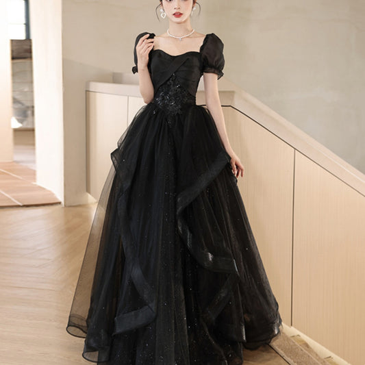 Vestido de noche francés de alta gama con temperamento de banquete de noche negro