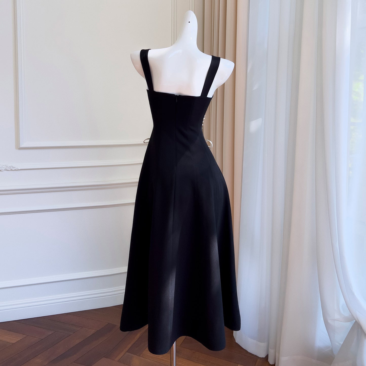 Robe longue à lacets pour femmes, coupe cintrée, Style Hepburn, petite robe noire élégante, amincissante