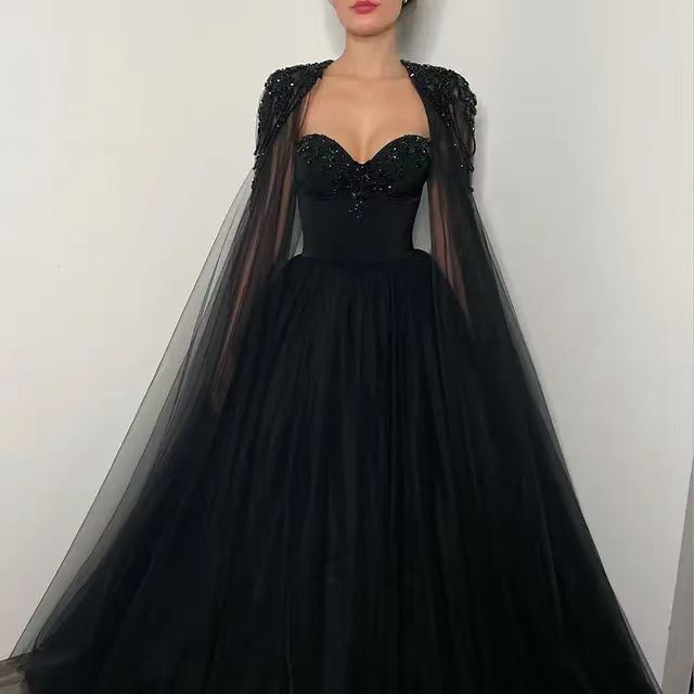 Vestido de noche negro estilo diario