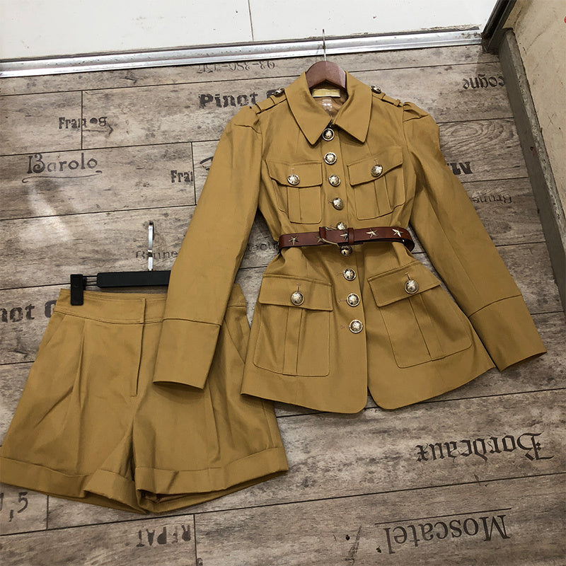 Nouveau costume de tempérament de style militaire pour femmes