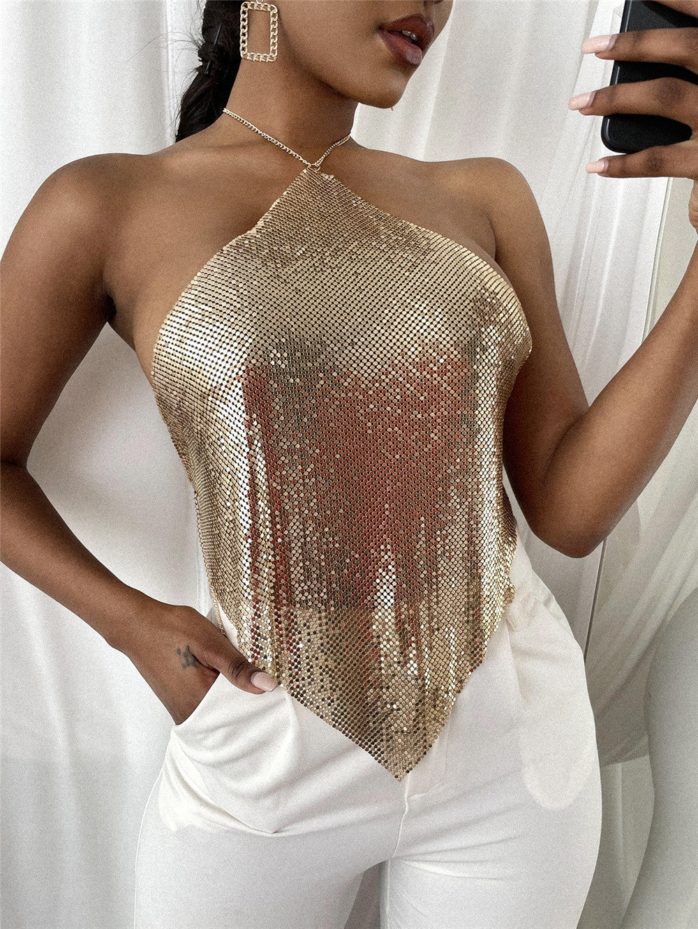 Top de metal con lentejuelas y cuello halter para mujer