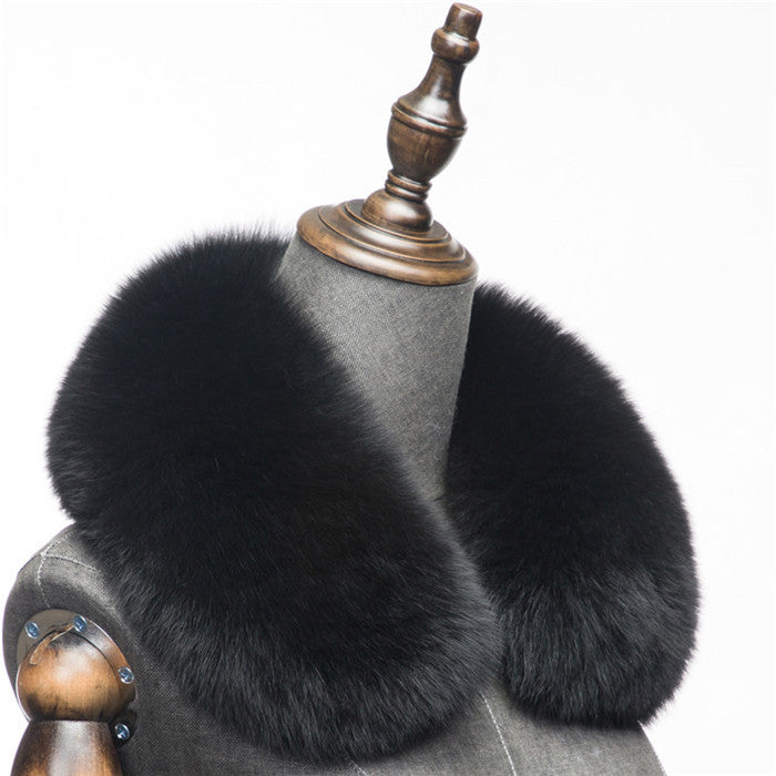 The Fox Fur Collar Sells A Universal Round Neck To Keep Warm