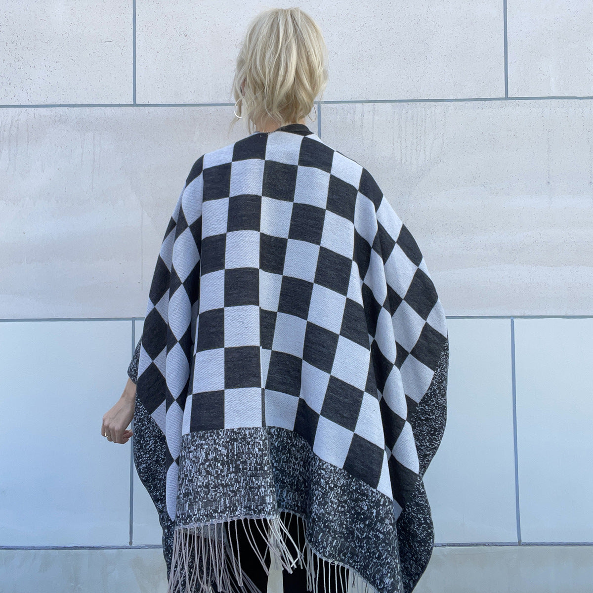 Women Clothing Knitted Cardigan Loose Plaid Stitching Knitted Shawl Tassel Temperamental Women Coat