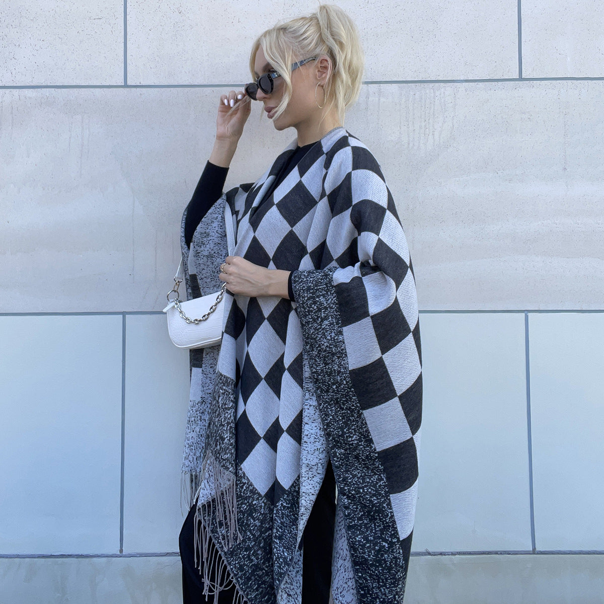 Women Clothing Knitted Cardigan Loose Plaid Stitching Knitted Shawl Tassel Temperamental Women Coat