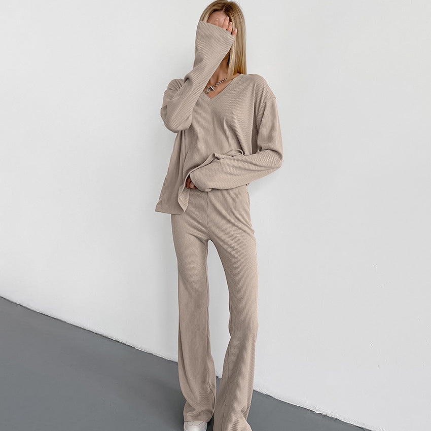 Pantalon tricoté à rayures enfoncées d'automne pouvant être porté à l'extérieur Pantalon à manches longues doux pour la peau mince Vêtements de maison chauds pour femmes