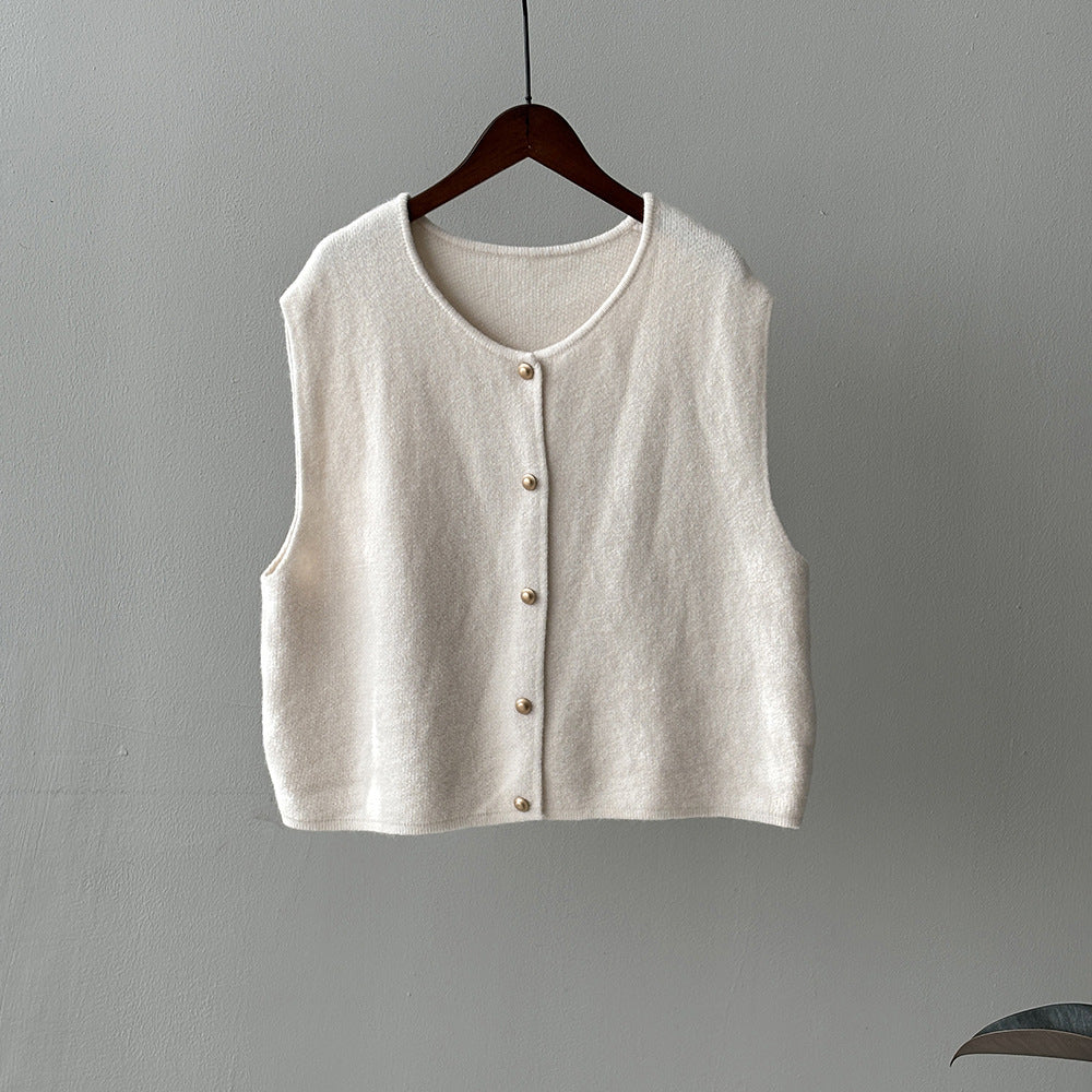 Gilet tricoté doux à simple boutonnage et col rond pour femme