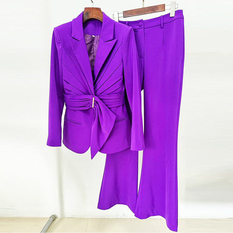 Ensemble pantalon blazer coupe slim avec ceinture asymétrique pour femme