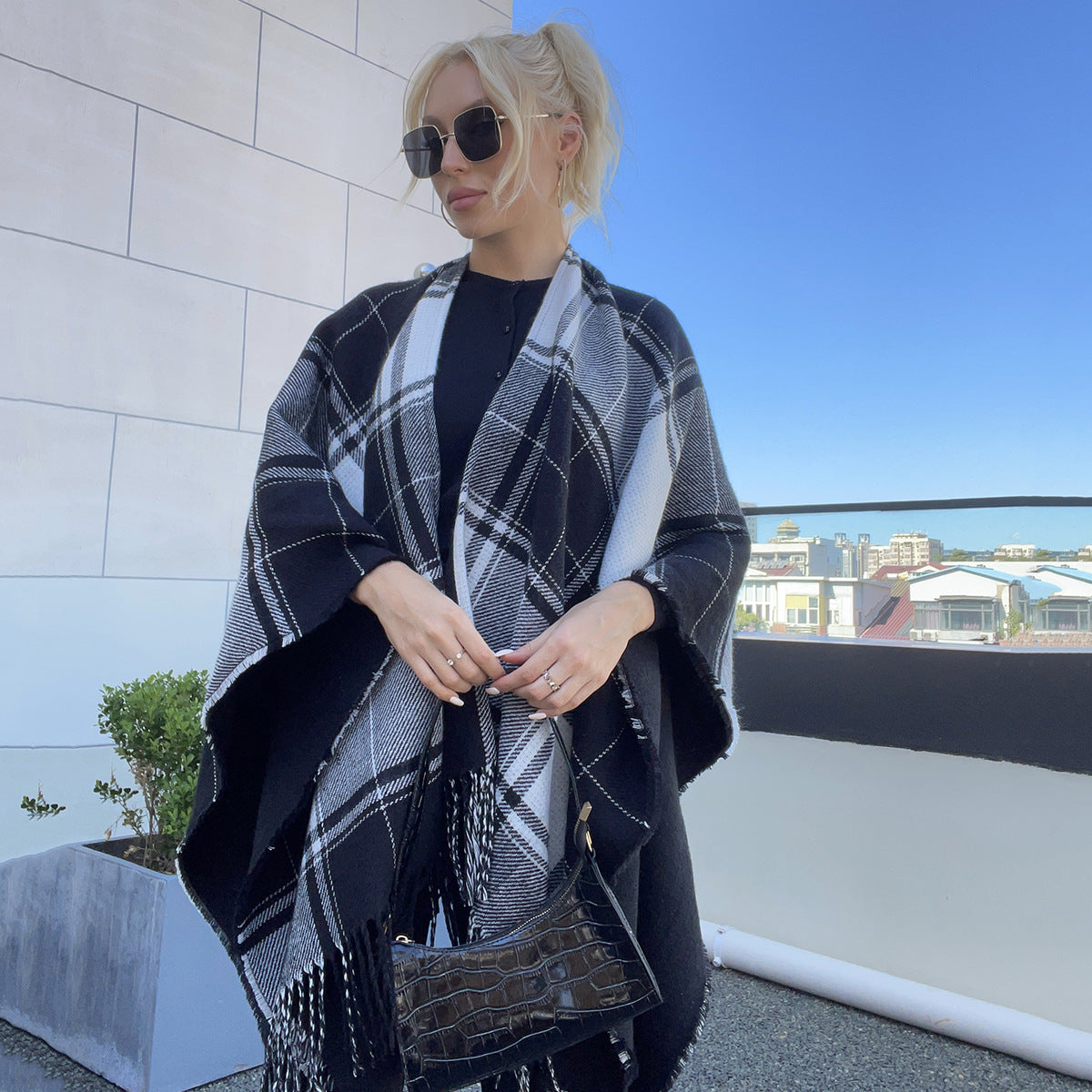 Women Clothing Patchwork Knitting Shawl Loose Knitted Cardigan Plaid Tassel Temperamental Women Clothing