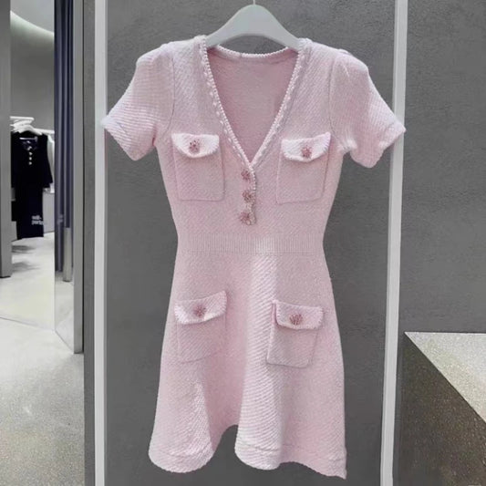 Robe rose en tricot à manches courtes pour femmes, Vintage, col en v, quatre poches, robes amples, boutons diamants, Mini robes