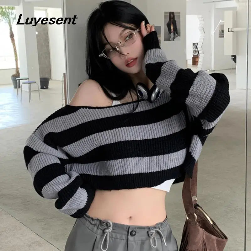 Female Casual Outdoor Knit Pullover Crop Sweater Y2k Girl Gray Black Stripe Loose Long Sleeve Sweaters Off Shoulder Short Jumper