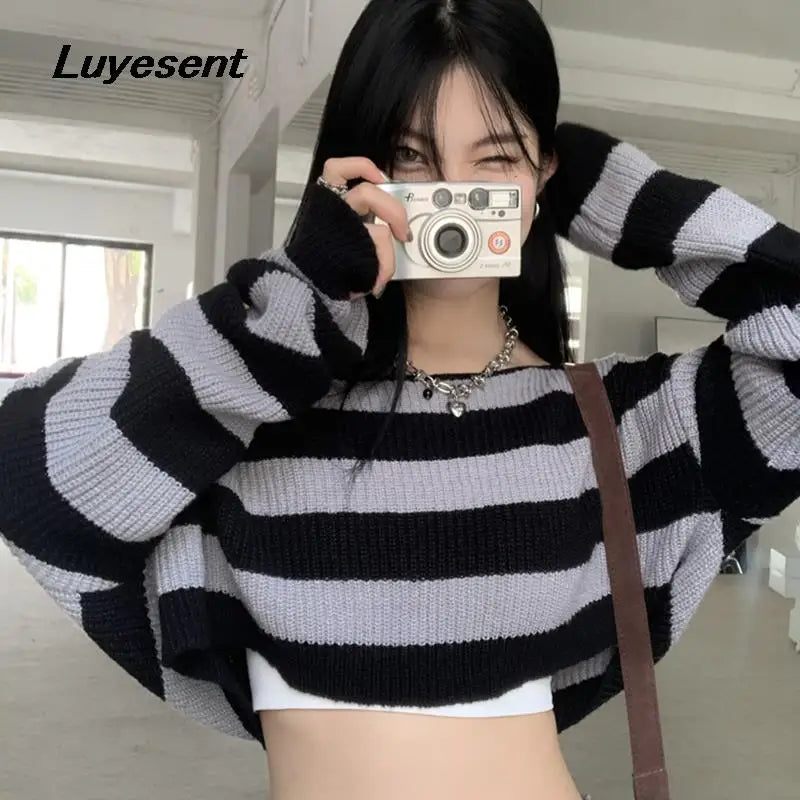 Female Casual Outdoor Knit Pullover Crop Sweater Y2k Girl Gray Black Stripe Loose Long Sleeve Sweaters Off Shoulder Short Jumper