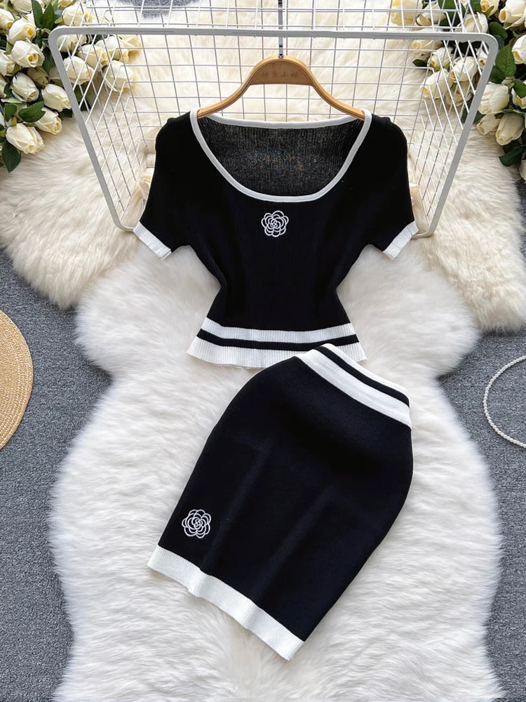 YuooMuoo Women Dress Set Korean Fashion Knitted Crop Tops + High Waist Skinny Mini Skirts Fashion Two Piece Suits Matching Set