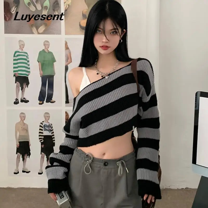 Female Casual Outdoor Knit Pullover Crop Sweater Y2k Girl Gray Black Stripe Loose Long Sleeve Sweaters Off Shoulder Short Jumper