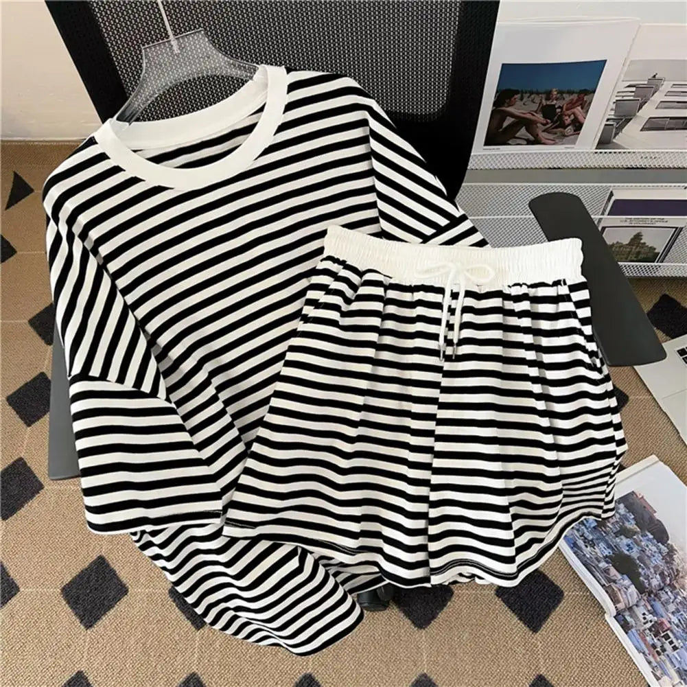 Striped Shorts And Top Sets Short Sleeves Tee Top Short Pants Suit 2022 Summer 2 Piece Outfits T-shirt Blouses Wide Leg Shorts