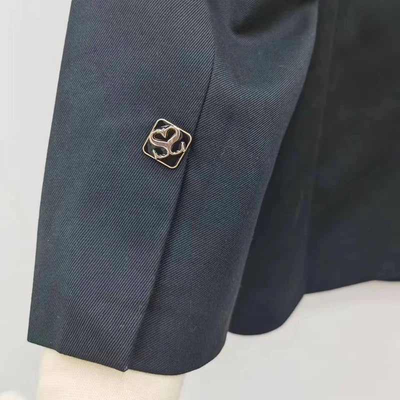 Nueva ropa de mujer de principios de otoño de Fadan S con logo doble S y hebilla cruzada, chaqueta de traje negra versátil