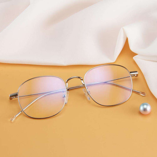 Vintage Round Light Pure Titanium Eyewear Plain Eyewear Frame