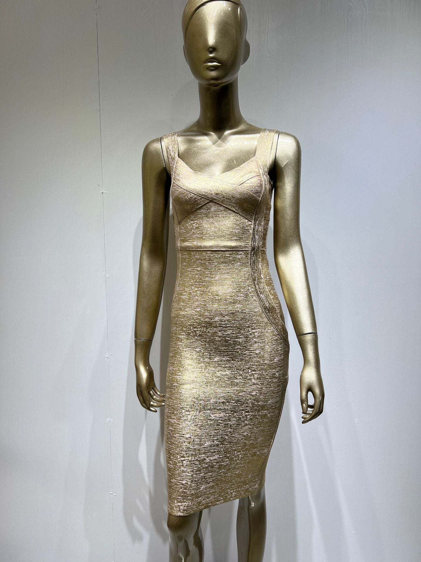 Robe une pièce à bandage bronzant et plaqué argent