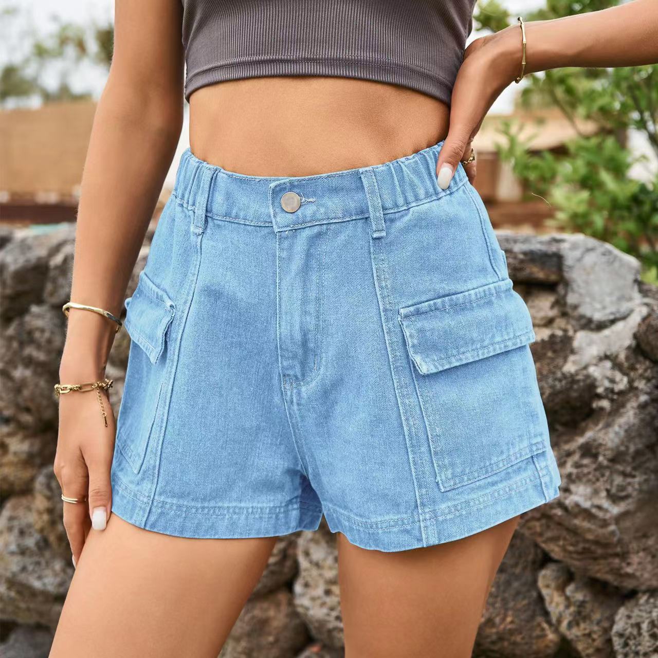 Short cargo en denim de couleur unie pour femmes