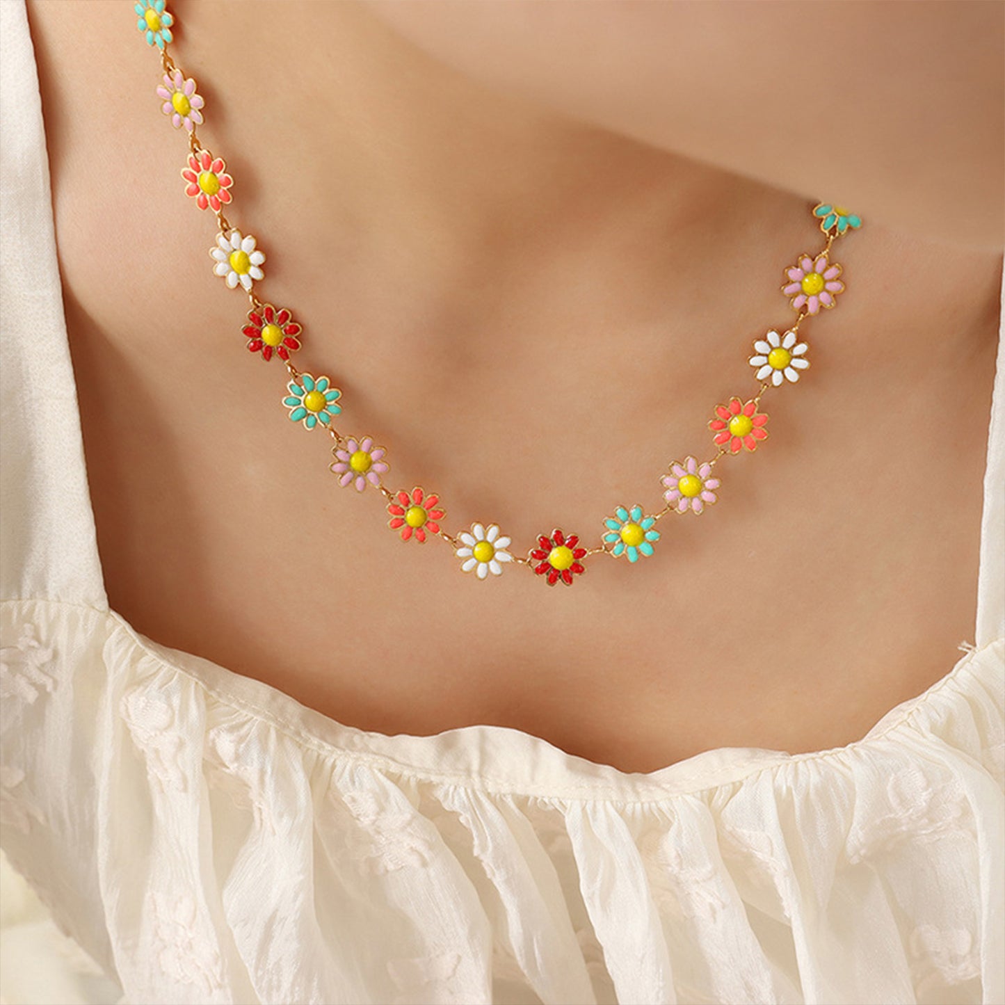 Collier de fleurs goutte à goutte d'huile en acier titane