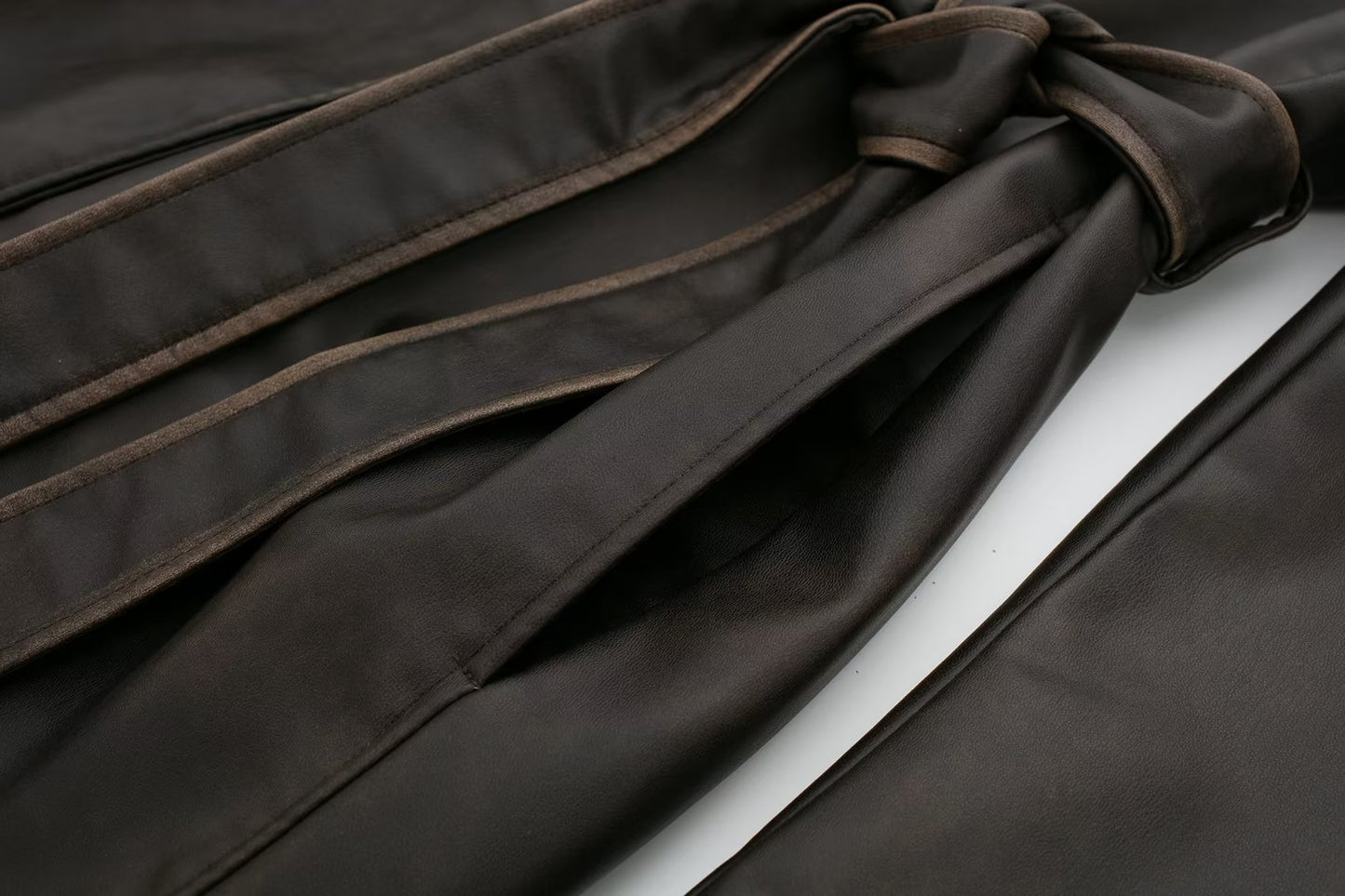 Manteau ceinture effet cuir d'automne